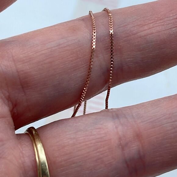 NWT 17” Rose Gold over sterling silver box chain. Delicate minimalist - Picture 6 of 7